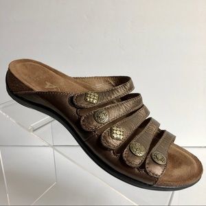 Dansko Janie Pewter Sandal 9.5 Cork Insole Leather